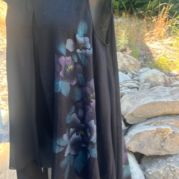 Whimsical airbrushed & hand painted open front waterfall hi-low sheer tunic! - Picture 7 of 10